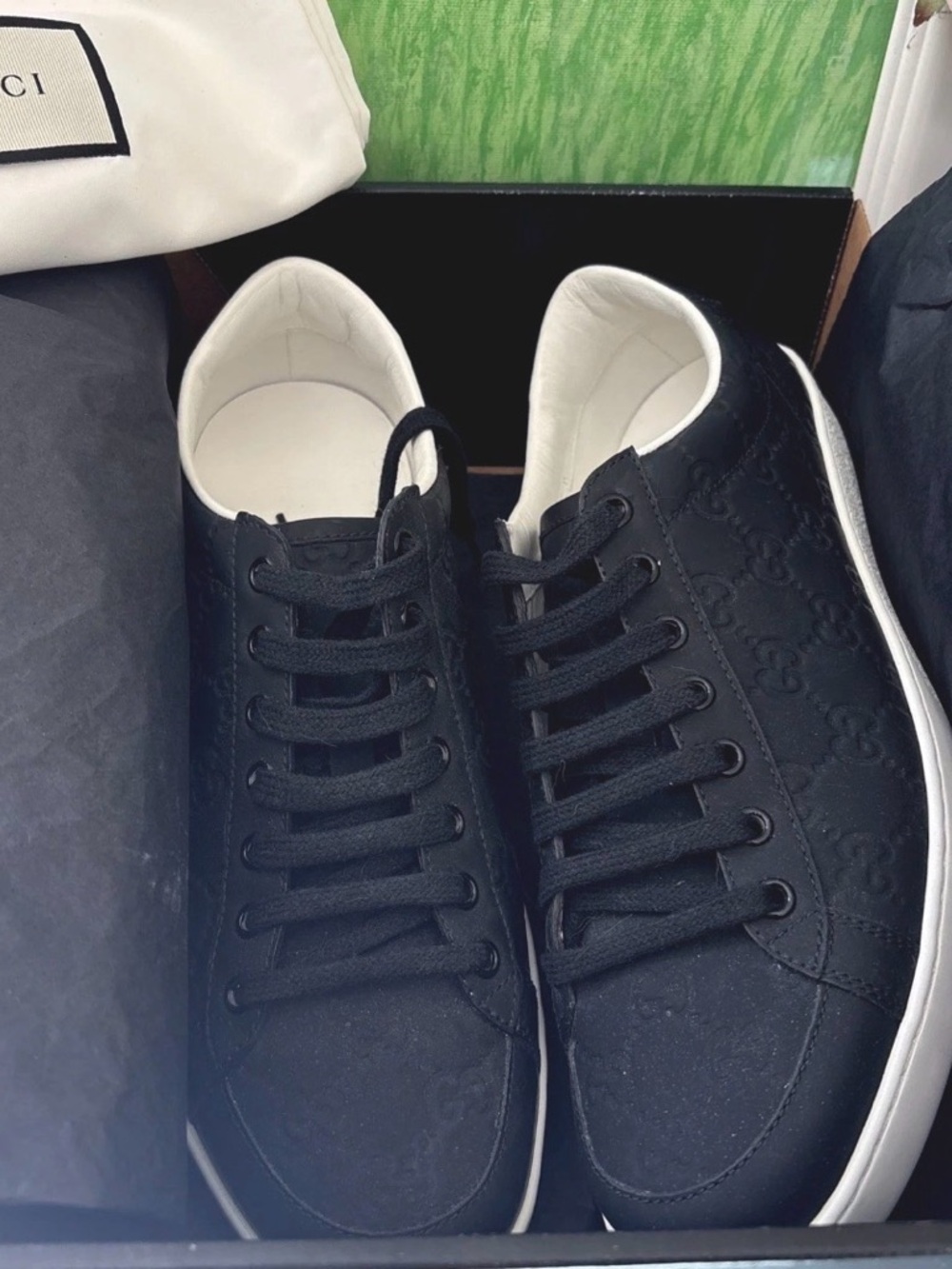 GUCCI Men’s Gg Monogram Black Guccissima Sneakers Size 8.5 D New Saks Authentic